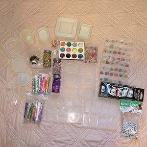 Brand new resin kit / accessories!! 🧵